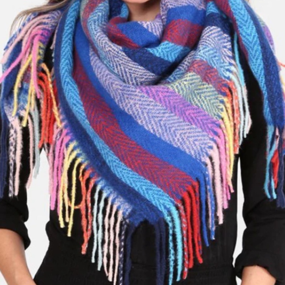 Soft multicolor scarf NWOT